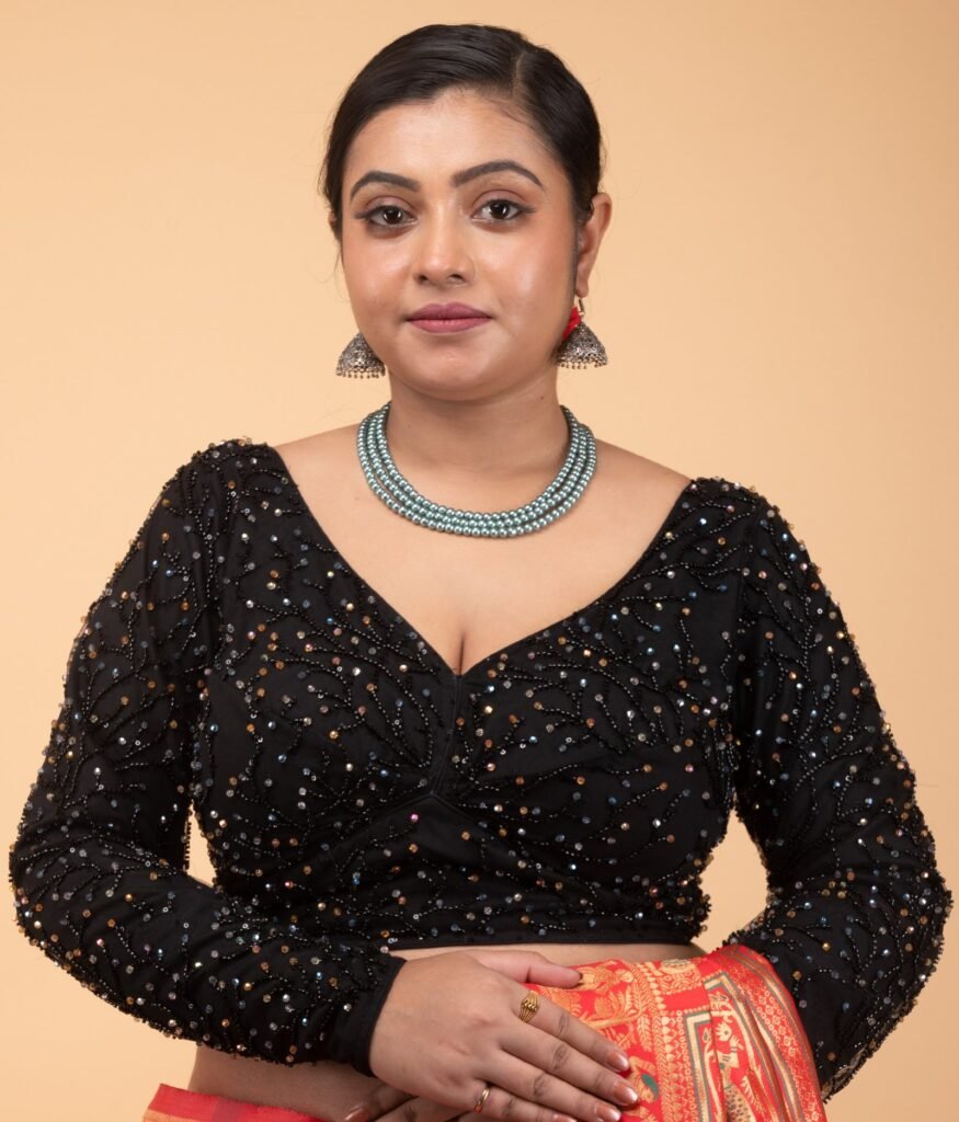 Black Cutdana Jaal Sweet Heart Neck Full Sleeve Blouse
